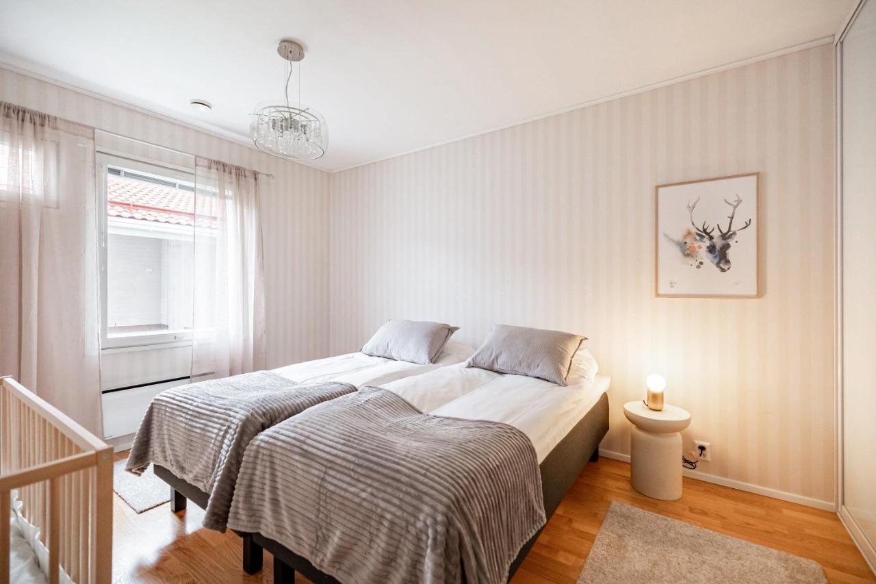 Villa Nordic โรวานิเอมิ ภายนอก รูปภาพ